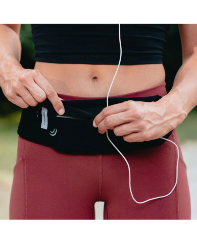 Waterfly Running Waist Bag 3.0 Black Unisex Lycra 1L with Reflectors & Headphone Output