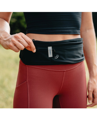 Waterfly Running Waist Bag 3.0 Black Unisex Lycra 1L with Reflectors & Headphone Output