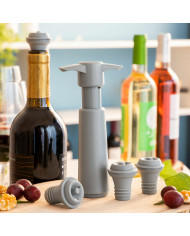 Vacuum Pump and Wine Stoppers Winuum InnovaGoods (4 caps)